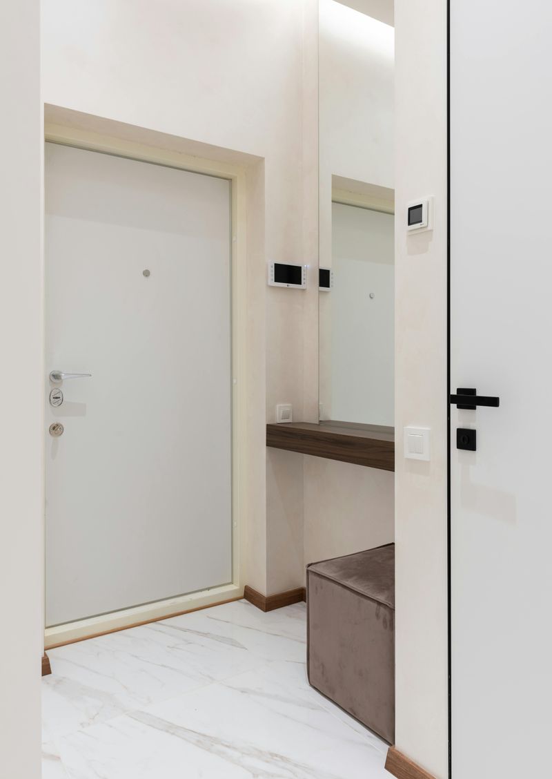 13 Simple Adjustments That May Boost Your Home's Elegant Vibe - Decor Hint Upgrade door handles and knobs