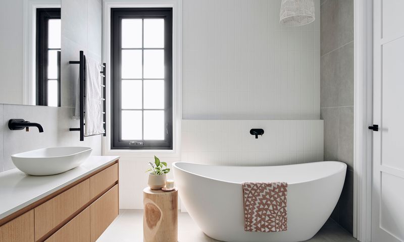 Oversized Luxury Bathtubs