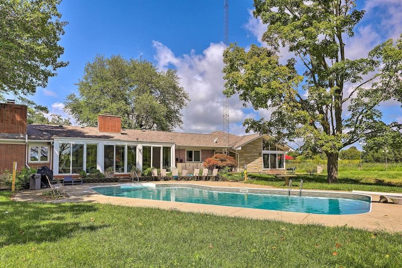 8 Ohio Ranch Houses Losing Value By 2026 - Decor Hint Ranch with Pool