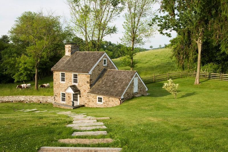 13 Virginia Stone Farmhouses With Rustic Character - Decor Hint Multi-Generational Stone Homesteads