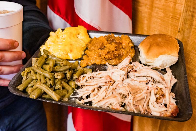 10 South Carolina Roadside Grills Known For Classic Southern Cooking - Decor Hint Midway BBQ – Buffalo (Union County), SC