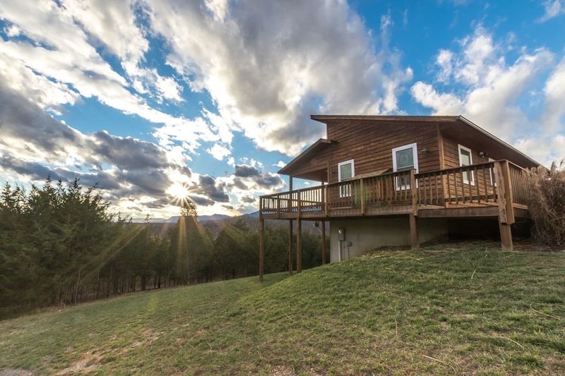 Cabins with Wraparound Porches