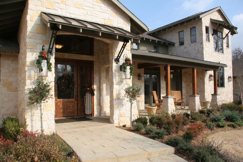 9 Texas Front Porch Ideas That Make Homes Instantly Welcoming - Decor Hint Limestone and Natural Stone Accents