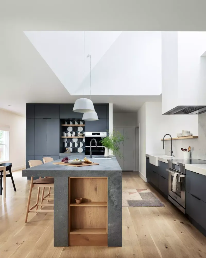 10 Texas Kitchen Islands Designed For Family Gathering And Function - Decor Hint Austin Modern Masterpiece