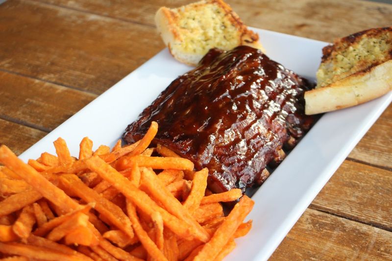 14 Best Hidden Eats In New Jersey For Food Lovers In The Know - Decor Hint Whistler's Inn – Cinnaminson