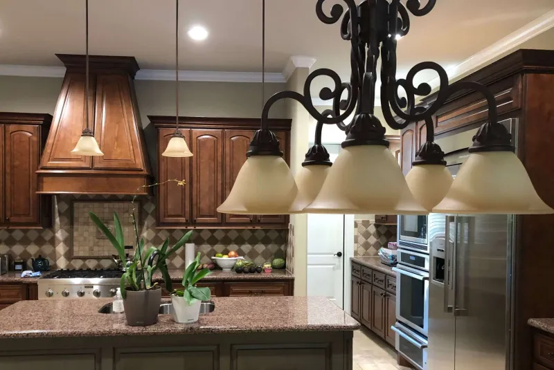 Fading: Tuscan-Inspired Kitchens
