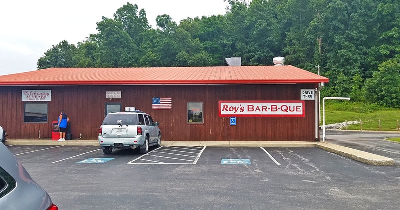 8 Kentucky Fried Chicken Stops That Bring The True Flavor Game - Decor Hint Roy's Barbecue – Russellville, KY
