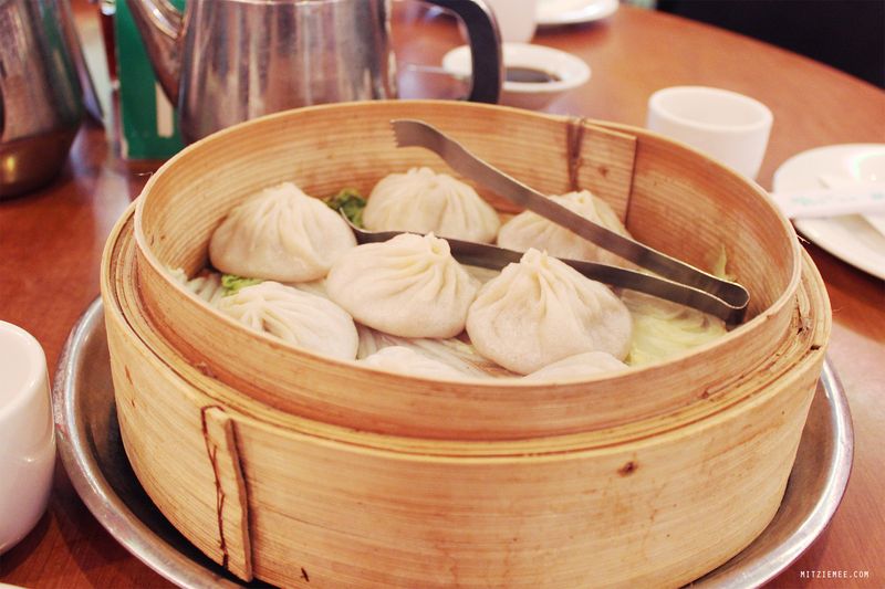 11 Unforgettable Hole-In-The-Wall Restaurants In New York - Decor Hint Joe's Shanghai