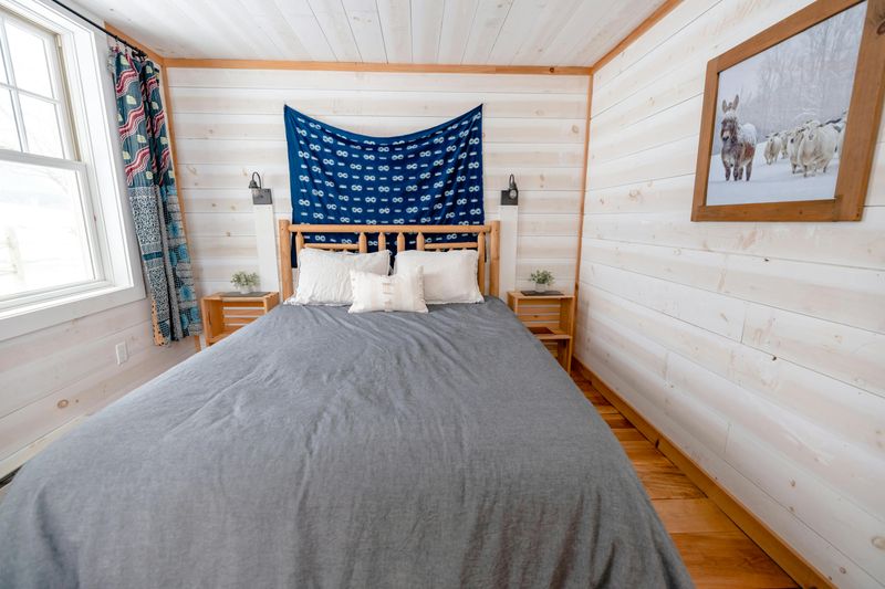 Easy Bedding Choices That Can Create A Minimalist Feel - Decor Hint Pillow Minimalism
