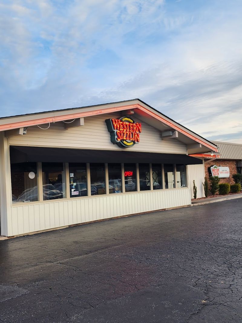 6 Tennessee Buffets To Skip And 8 Worth The Trip - Decor Hint Western Sizzlin' – Tennessee