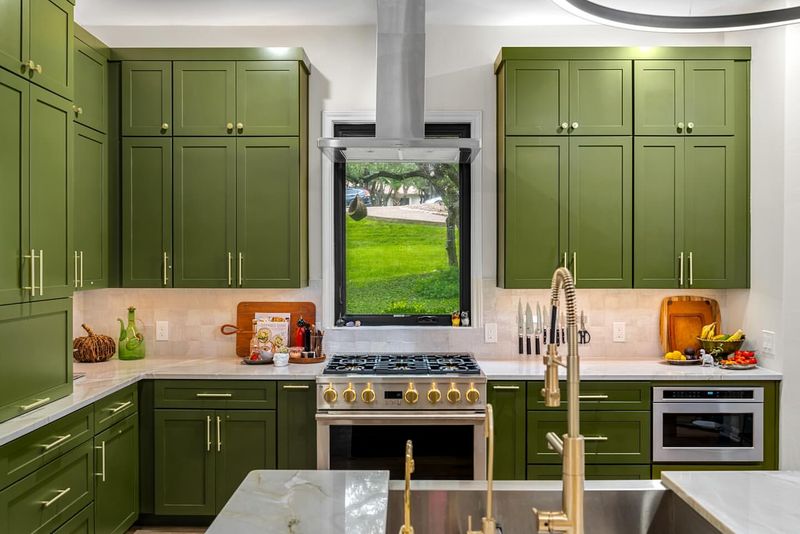 Colorful Cabinet Choices