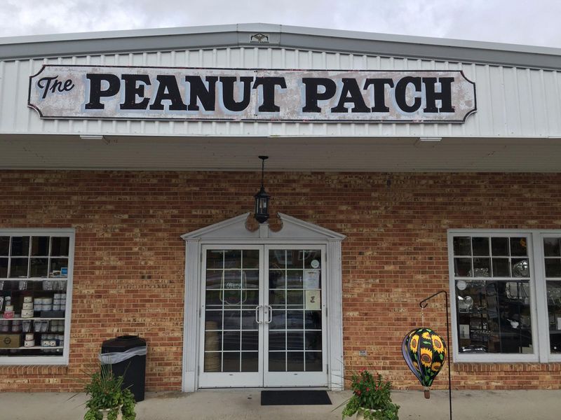 10 Virginia Peanut-Country Snack Stops For The Road - Decor Hint The Peanut Patch