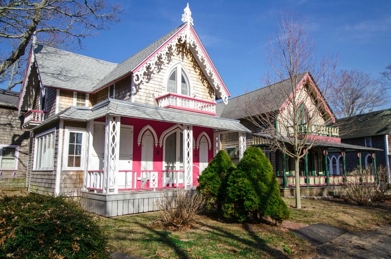 9 North Carolina Cottage Designs That Are Straight Out of a Storybook - Decor Hint Gingerbread Retreats