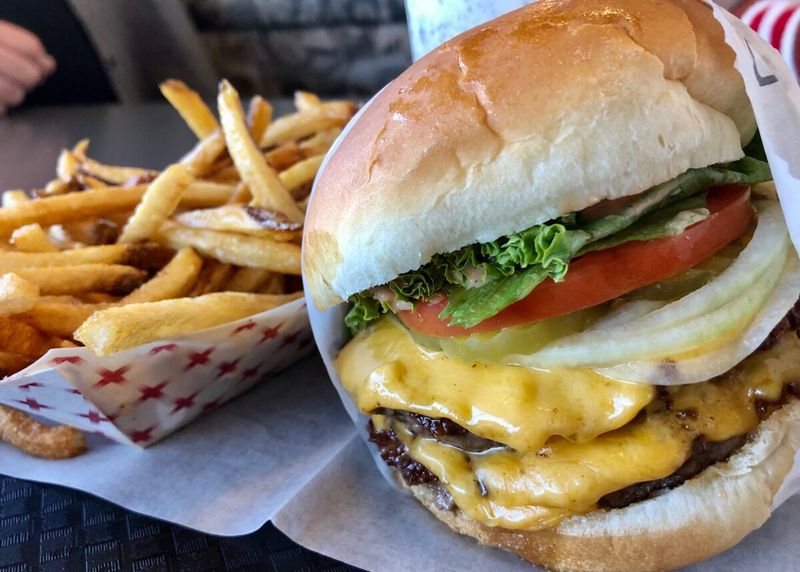 10 Must-Try Burger Joints In Utah For Fry Sauce Lovers - Decor Hint Tonyburgers: Craft Burgers With Gourmet Sauce Game