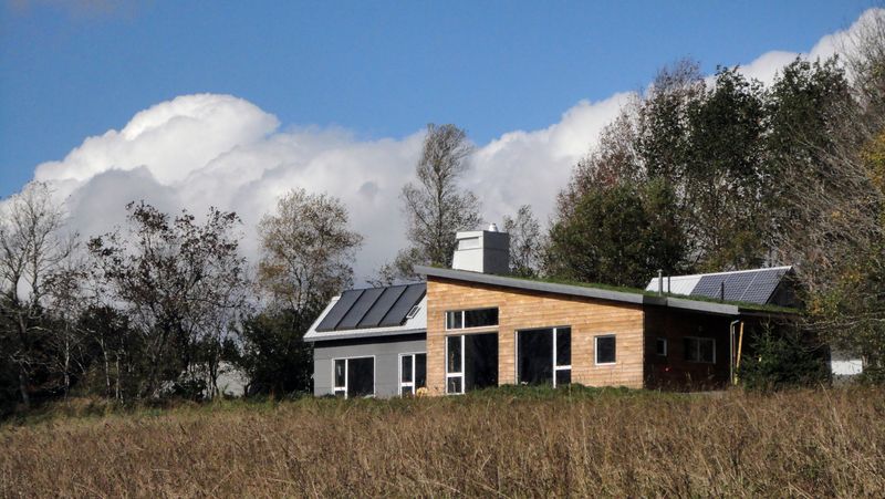 5 Properties Losing Value In Oregon And 10 That Are Hard To Sell - Decor Hint Rural Properties Without Utilities
