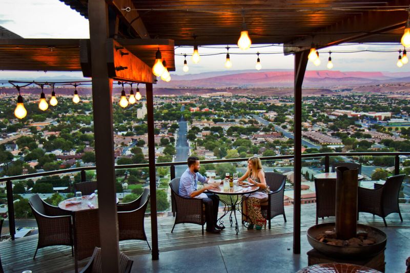 14 Utah Restaurants With Breathtaking Mountain Views And Unforgettable Bites - Decor Hint Cliffside Restaurant – St. George's Desert Mountain Oasis