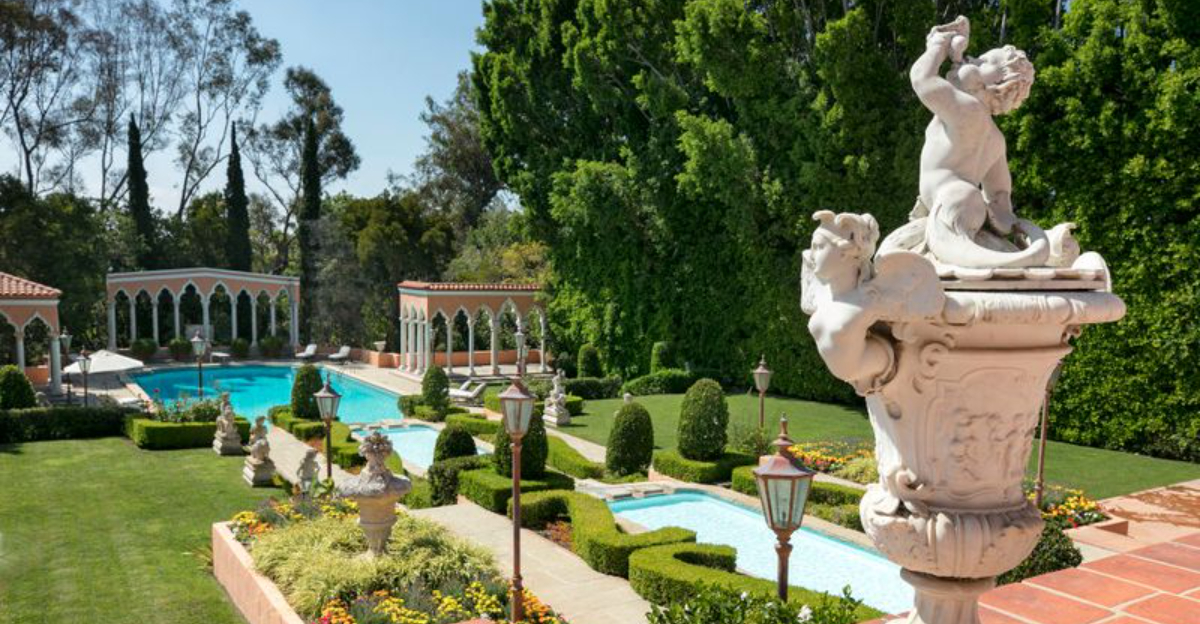 Step Inside Hearst Castle In California's Coastal Hills - Decor Hint Step Inside Hearst Castle In Californias Coastal Hills - Decor Hint