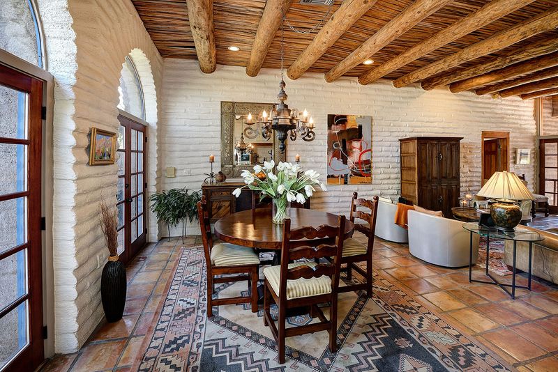 7 Arizona Adobe Homes That Could Make You Rethink Desert Design - Decor Hint Weathered Wooden Ceiling Beams