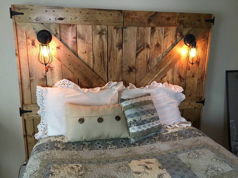 Reclaimed Barn Door Elegance