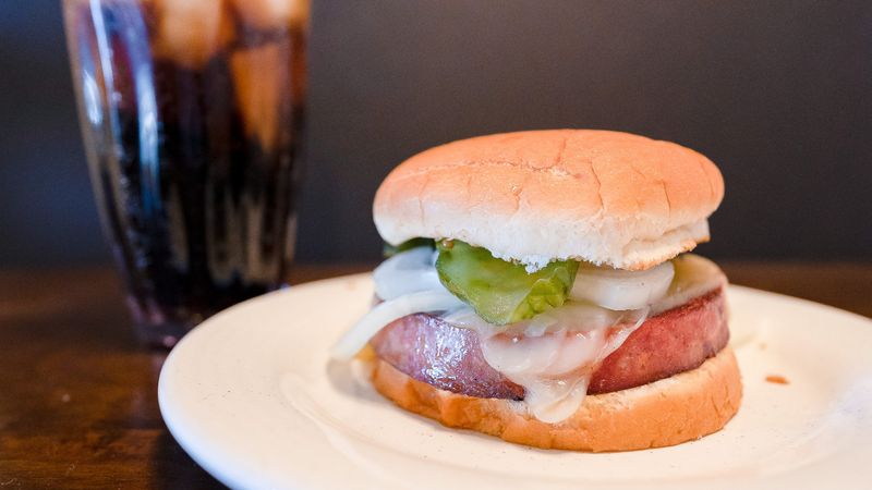 11 Ohio Mom-And-Pop Cafes Worth The Drive - Decor Hint G & R Tavern - Waldo