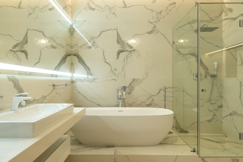 11 Practical Bathroom Renovation Ideas From Unsellable Houses - Decor Hint Install A Frameless Glass Shower Enclosure