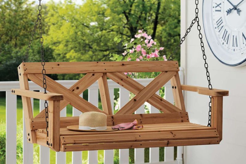 6 Tennessee Porch Swings Locals Enjoy All Year - Decor Hint Classic Wooden Porch Swings