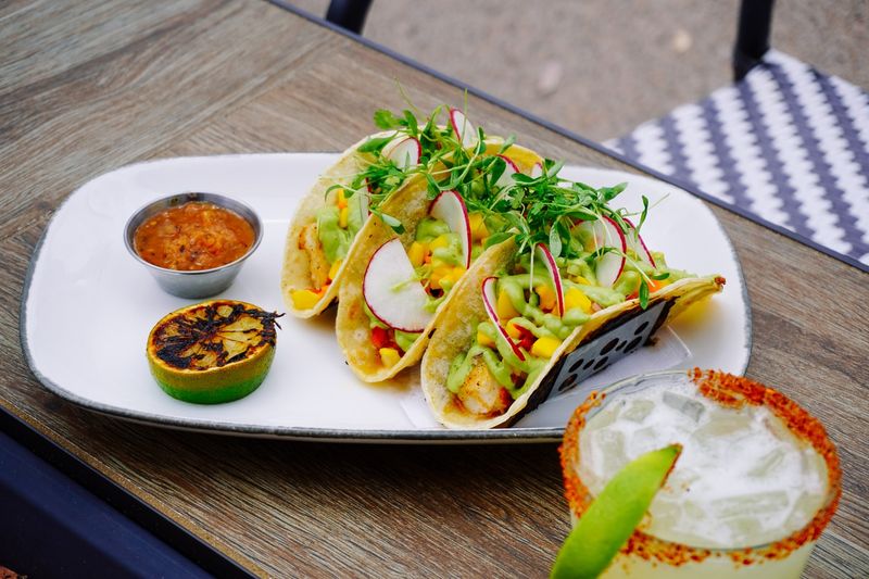 Taco Bell's Pacifica Location Offers Oceanfront Dining On The California Coast - Decor Hint Tacos With A View: Dining Right On The Beach