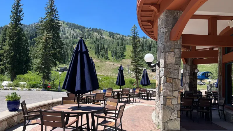 14 Utah Restaurants With Breathtaking Mountain Views And Unforgettable Bites - Decor Hint Honeycomb Grill – Alpine Comfort at Solitude