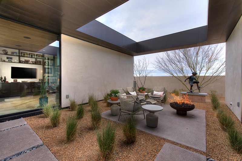 10 Nevada Desert Homes Inspired By Their Surroundings - Decor Hint Terra