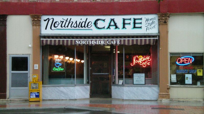 13 Iowa Restaurants Serving The Best Tenderloin Sandwiches - Decor Hint Northside Cafe (Winterset)