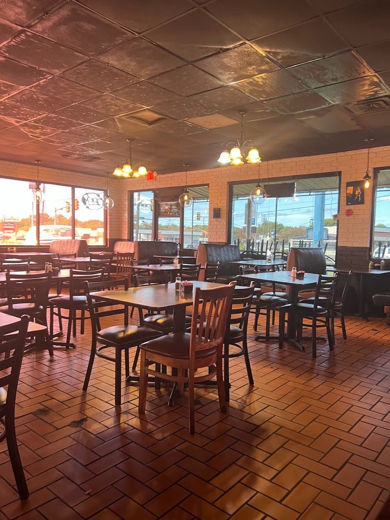 13 Texas Small-Town Steakhouses That Nail It Every Time - Decor Hint La Cima – Cleburne's Latin-Inspired Steak Sensation
