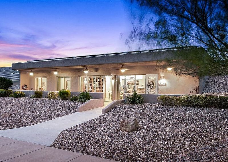 7 Iconic Arizona Block Ranches With Cool Mid-Century Bones - Decor Hint The Superstition View Estate in Mesa