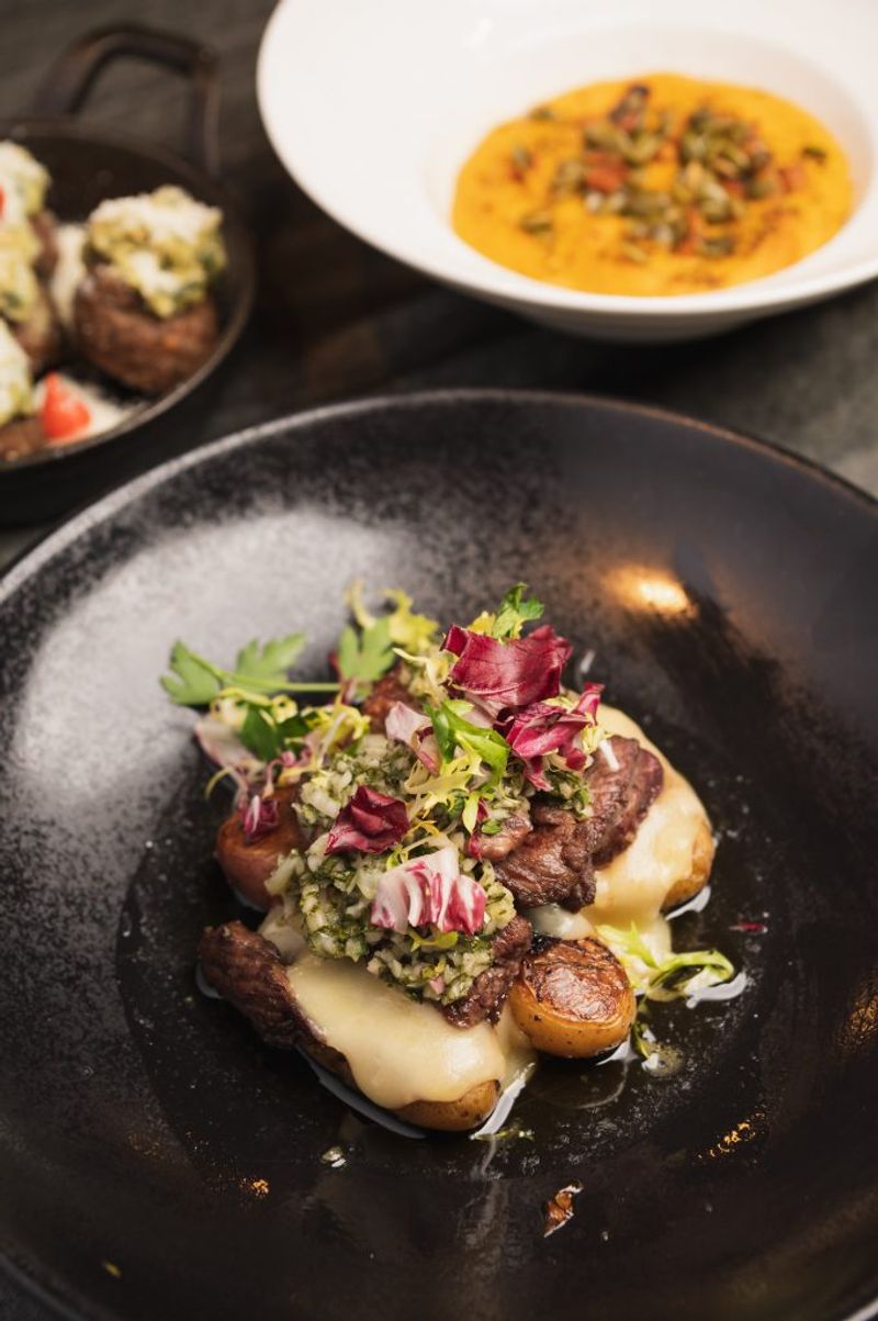 Hythe Restaurant At Grand Hyatt Vail