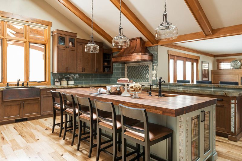 8 Iowa Kitchens Filled With Authentic Farmhouse Character - Decor Hint Milk House Modern
