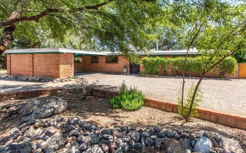 7 Iconic Arizona Block Ranches With Cool Mid-Century Bones - Decor Hint The Cactus Garden Compound in Tucson