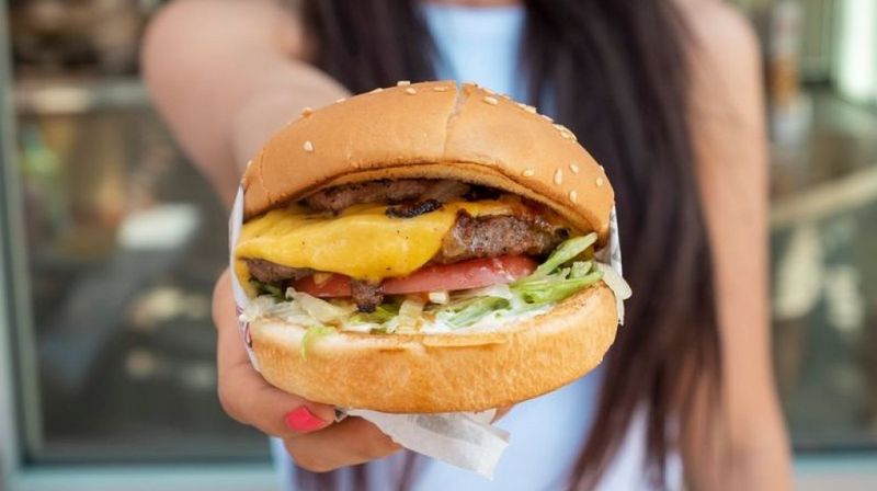 12 California Roadside Burger Chains That Still Feel Classic - Decor Hint The Habit Burger Grill