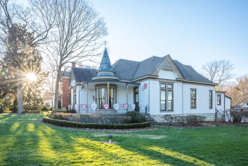 7 Mississippi Farmhouses That Feel Straight Out Of Another Era - Decor Hint Magnolia Crossing