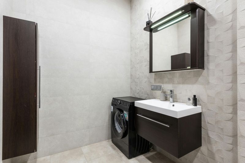 8 Bathroom Details Guests Often Notice Without You Knowing - Decor Hint Under-Sink Surprises