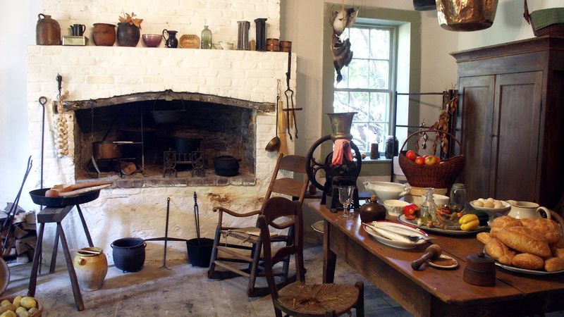 15 Defining Features Of Pennsylvania Stone Farmhouses - Decor Hint Practical Summer Kitchens