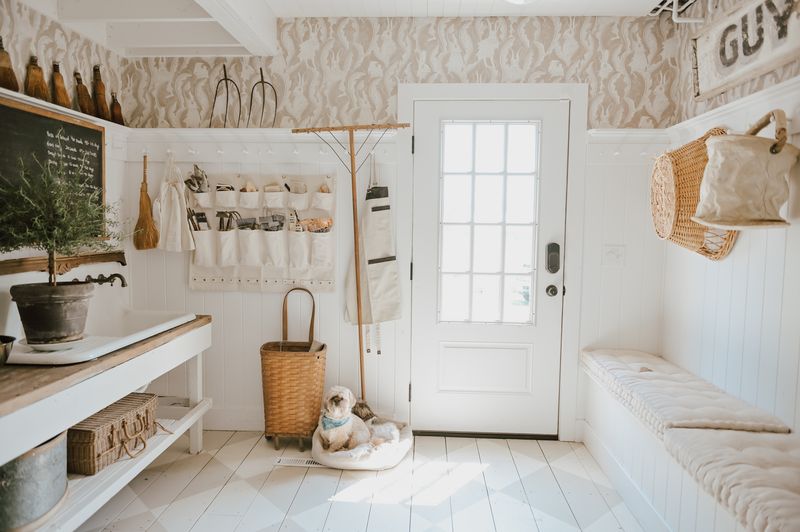 14 Vermont Farmhouse Mudrooms Designed To Tackle Mud Season - Decor Hint Artist's Mudroom Studio