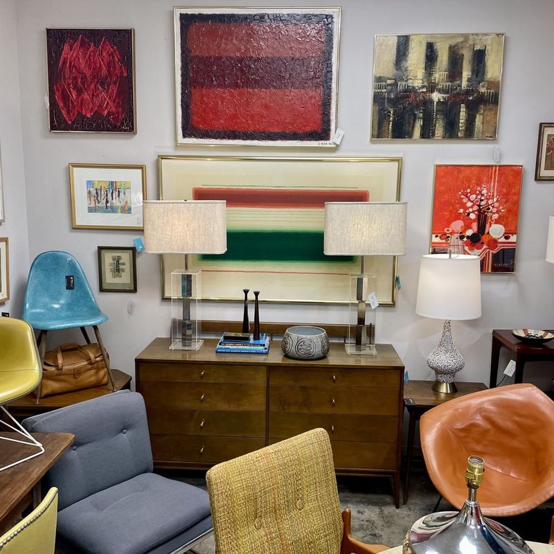 12 California Thrift Stores Packed With Retro Décor Gems - Decor Hint Atomic Age Outpost in Sacramento