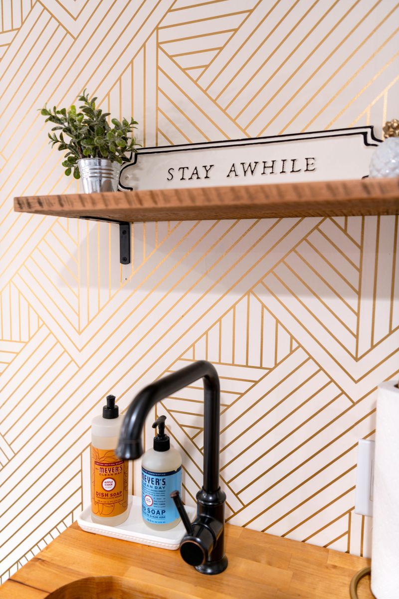 14 Helpful Approaches To Designing A Small Kitchen - Decor Hint Add A Fun Pop With Wallpaper