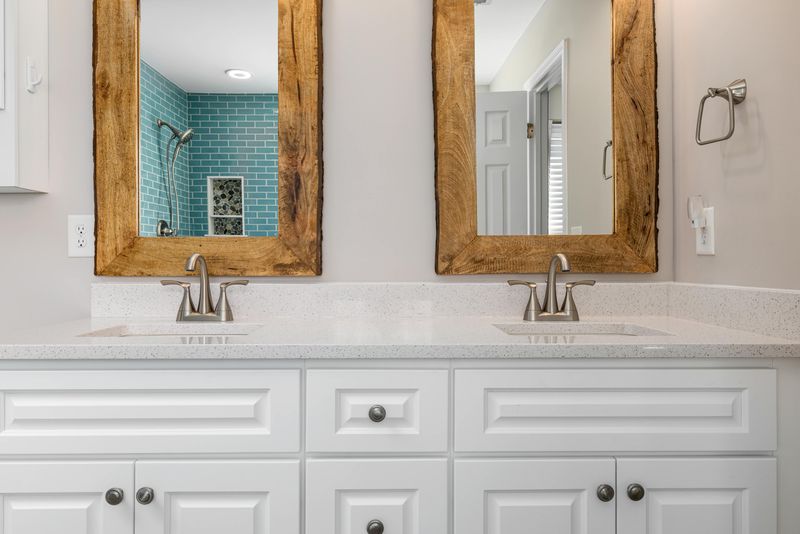 11 Practical Bathroom Renovation Ideas From Unsellable Houses - Decor Hint Replace Dated Hardware And Fixtures