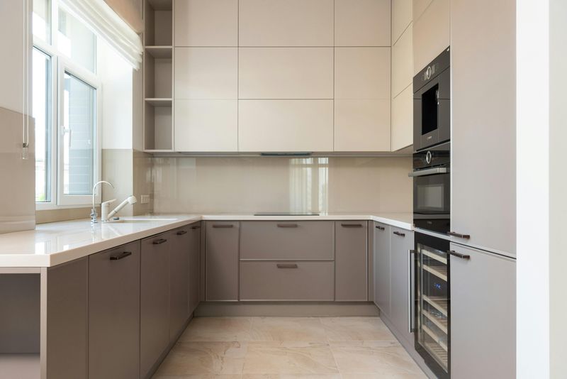 7 Smart Cabinet Tips That Could Open Up Your Kitchen Space - Decor Hint Opt for Lighter Cabinet Colors