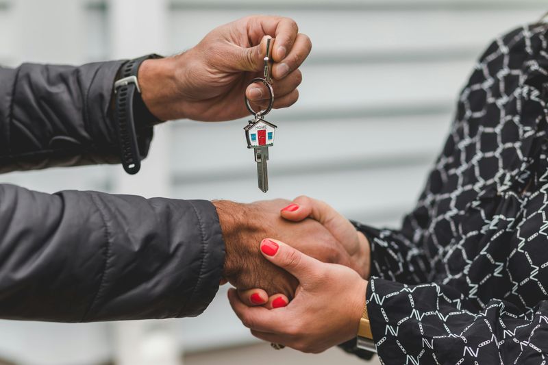 12 Hidden Costs Of Flipped Homes Buyers Should Watch Out For - Decor Hint Homeowner Association Fees