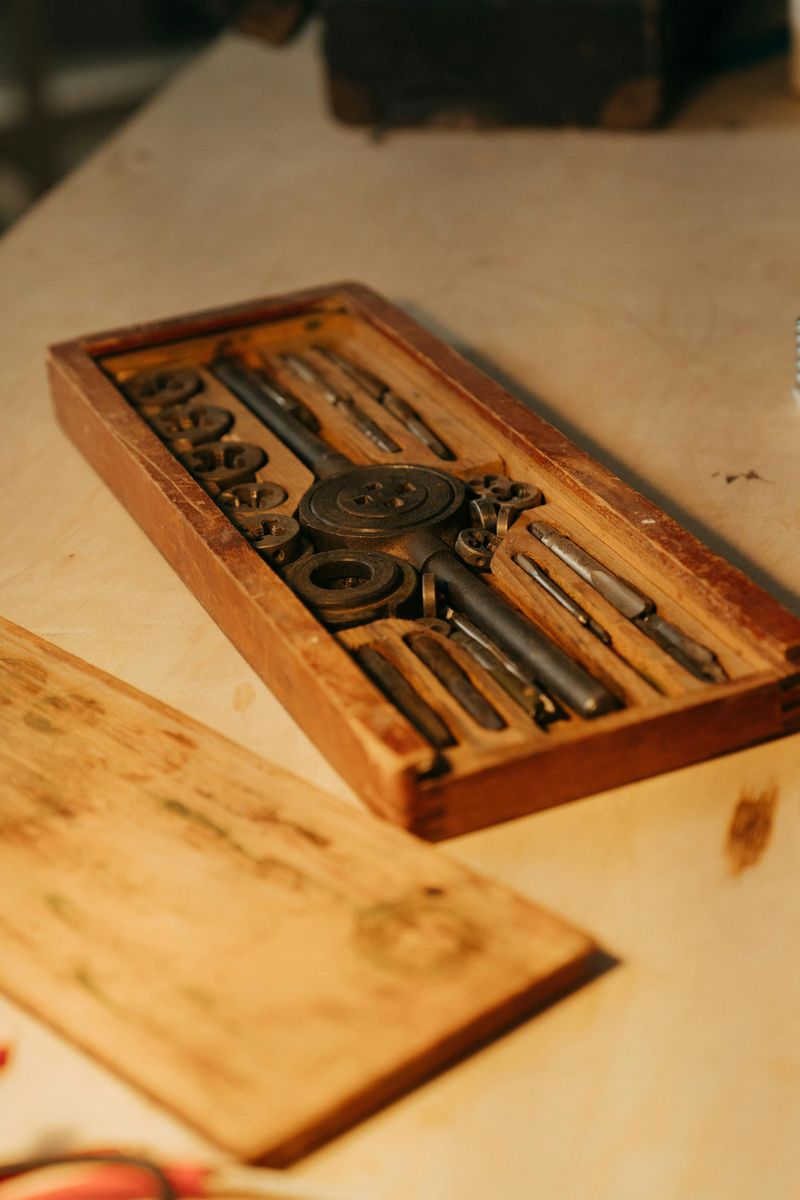 13 Common Thrift Store Finds That Can Be Worth Buying - Decor Hint Quality Tools
