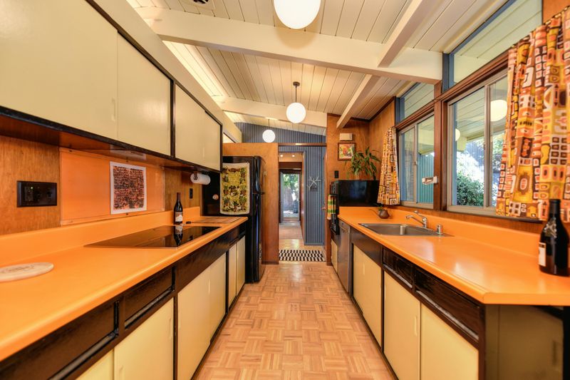 Linoleum Flooring