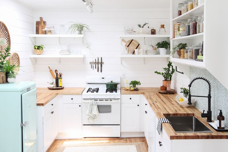 9 Illinois Kitchen Remodels That Add Value Without Breaking The Bank - Decor Hint Open Shelving Accent Walls