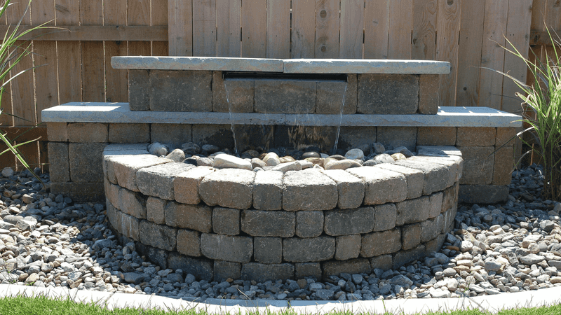 12 Nevada Courtyard Fountains That Keep Things Cool - Decor Hint Fountain With Integrated Seating