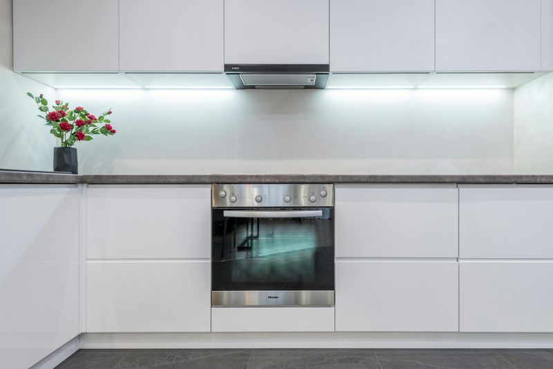 Retractable Range Hoods